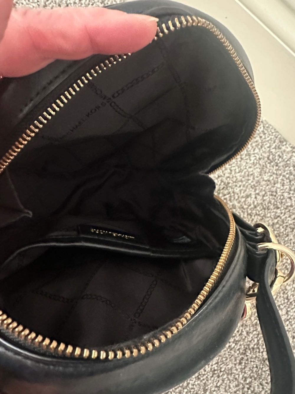 Michael Kors Black Canteen Round Leather Crossbody with Gold MK - Picture 3 of 6